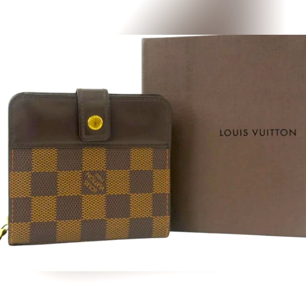 Louis Vuitton Bifold Compact Zip Damier Ebene Wallet. CA0035 EUC 🤎💛💛🤎💛🤎💛